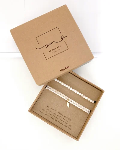 Mrs. Ertha | ME AND MOM ARMBAND - LIGHT SHELL